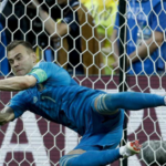 peran-kiper-dalam-menghadapi-tendangan-penalti