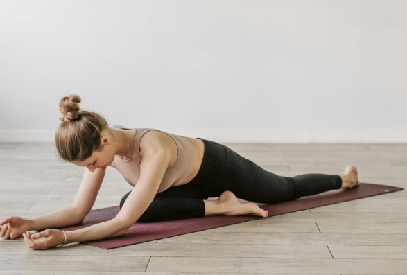 latihan-angkat-beban-di-rumah-tanpa-alat-mahal